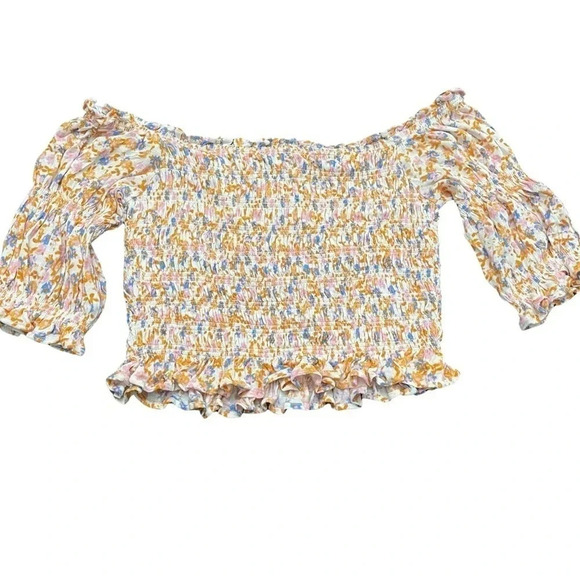 NWT UO Urban Outfitters Daydreamer smocked crop top. Size M. Floral print. - Picture 3 of 8